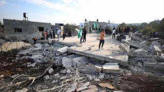 srail askerleri, Bat eria'nn Tulkerim kentinde altyapya zarar verdi