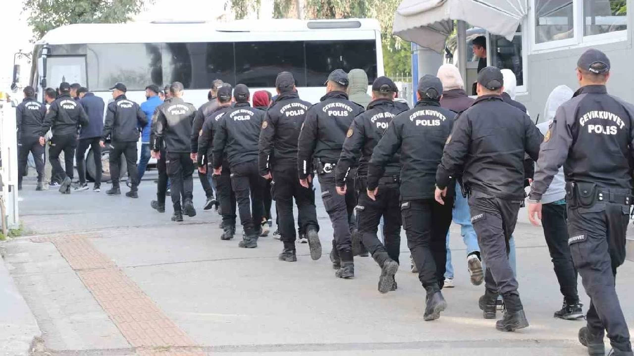 180 milyonluk sazan sarmal operasyonu: 20 tutuklama
