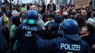 Almanya'da Filistin yanls aktivistlere polis iddeti