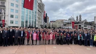 stanbul'da 23 Nisan Ulusal Egemenlik ve ocuk Bayram Taksim Meydan'nda kutland
