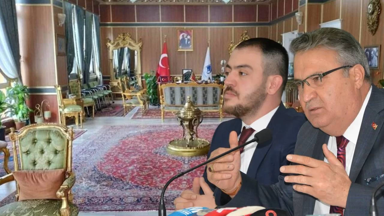 AKP'li eski bakan 'Erdoan hastasym' diyen esnaf toplantdan attrd