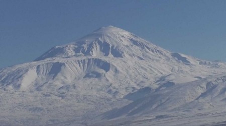Ağrı Dağı’nda görsel şölen