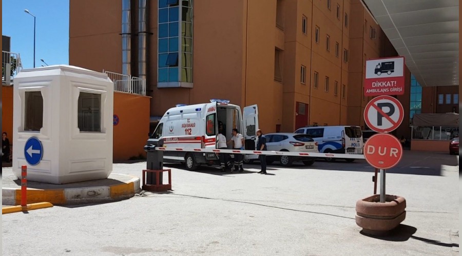 Kayınvalide gelininin bıçak darbesiyle yaşamını yitirdi