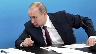 Putin, Rusya ile İngiltere arasındaki 68 yıllık anlaşmayı iptal etti