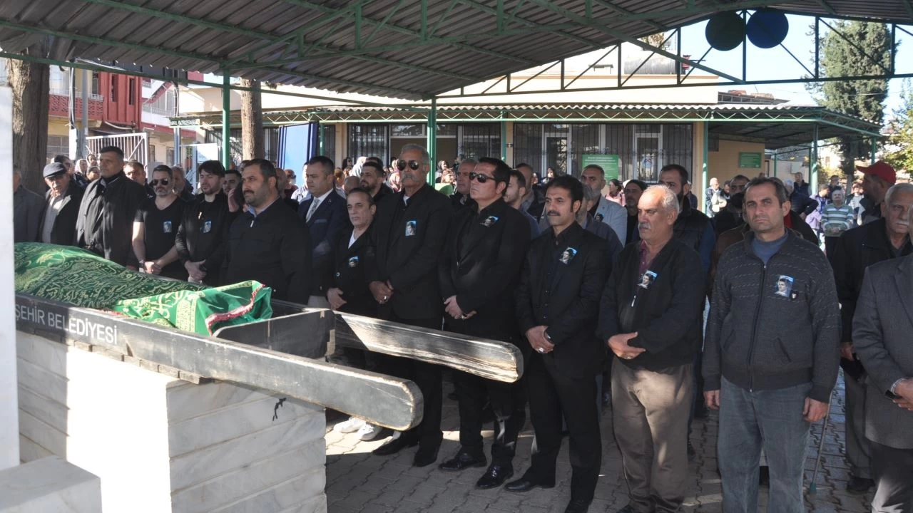 Sinema sanatçısı Cevdet Arıkan son yolculuğuna uğurlandı