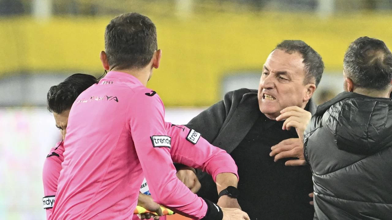 MKE Ankaragücü Kulübü Başkanı Faruk Koca görevinden istifa etti