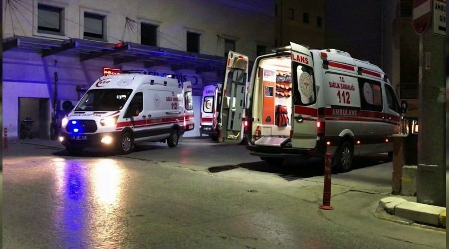 Yedikleri yemekten hastanelik oldular