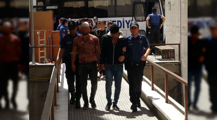 Beşik kertmesi kavgasına 6 tutuklama