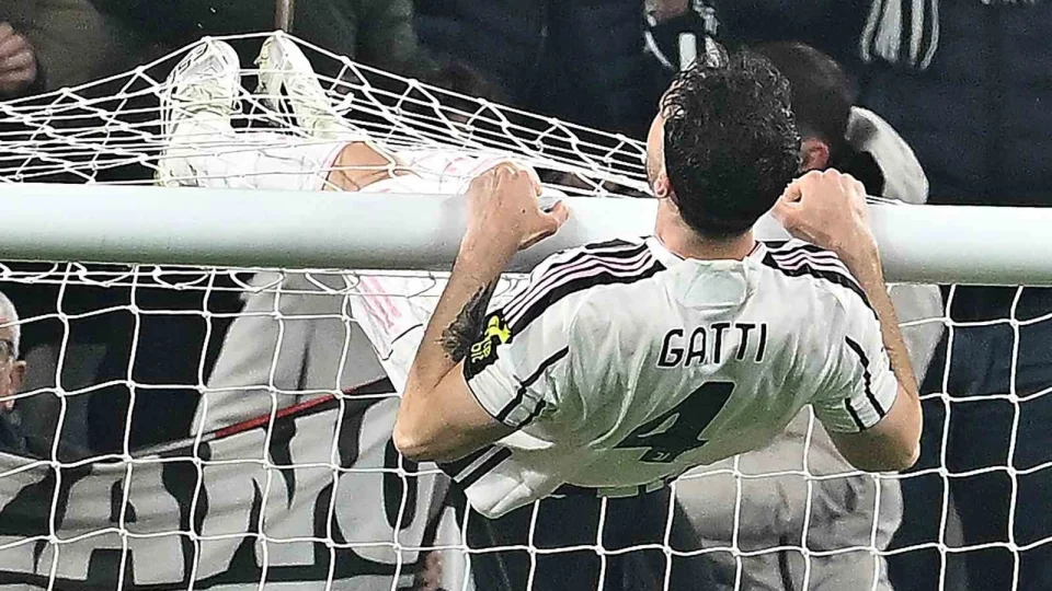 Galatasaray ipten döndü