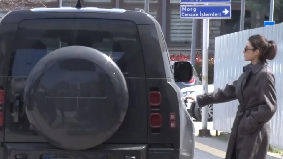 Hande Erçel, Adli Tıp Kurumu'nda test verdi