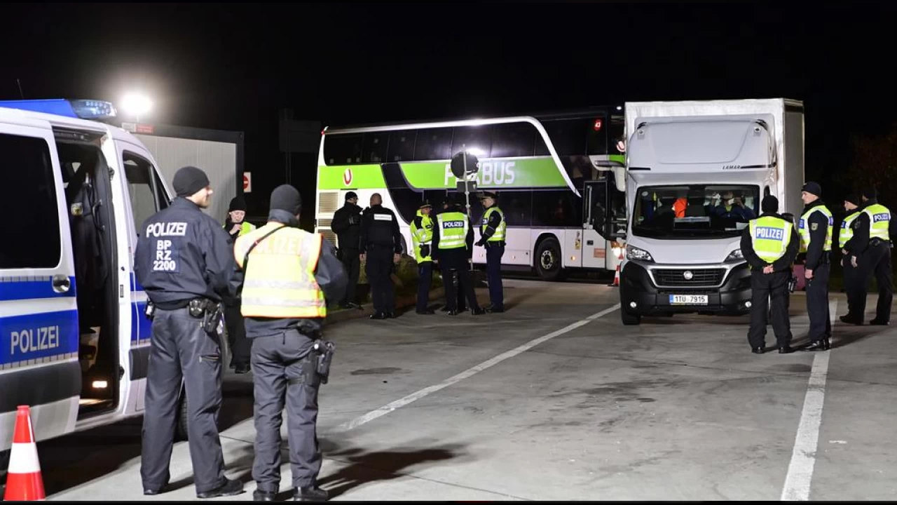 Almanya düzensiz göçü zorlaştıracak