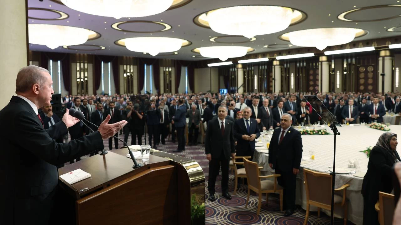 Erdoğan 14 ay sonra muhtarları topladı: Muhtarlarımızı özlemişiz