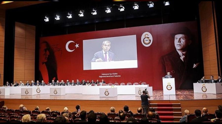 Galatasaray yönetimi ibra edildi