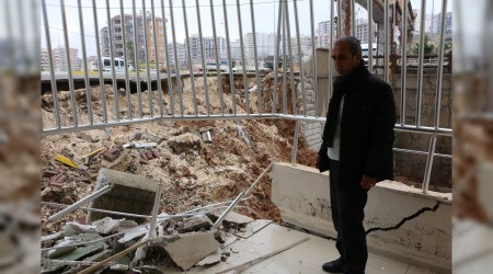 İstinat duvarı çocukların odasını yıktı