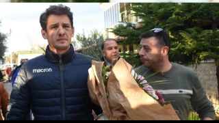 Meler'e İzmir'de duygusal karşılama