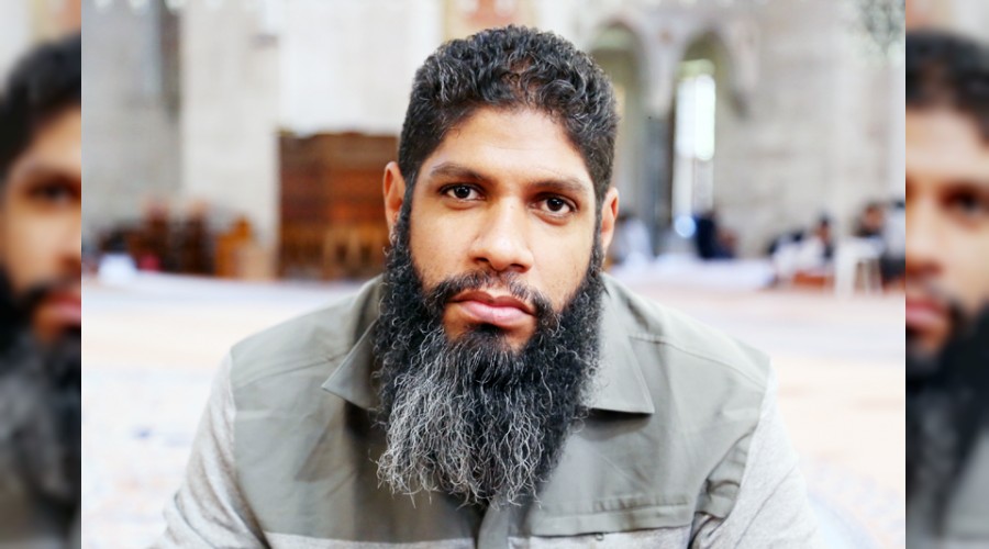 Peru'dan İstanbul'a itikaf için geldi