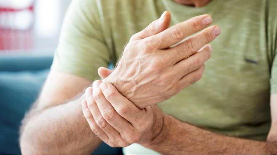 Romatizmal hastalıkların çoğu 50 yaşından önce başlıyor