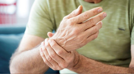 Romatizmal hastalıkların çoğu 50 yaşından önce başlıyor