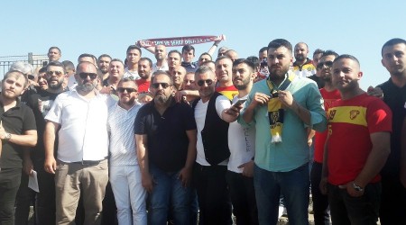 Taraftar gruplarına kulak verin
