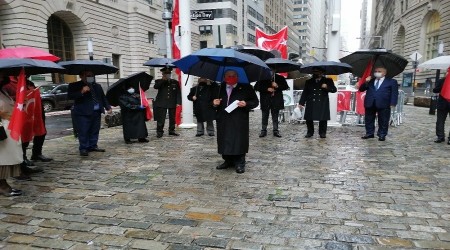 Wall Street'te Türk Bayrağı dalgalanıyor