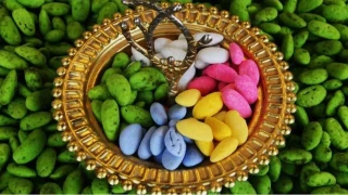 Antep fıstıklı badem şekeri Ramazan'da ağızları tatlandırıyor