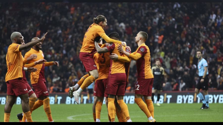 Aslan ikinci yarıda kendine geldi