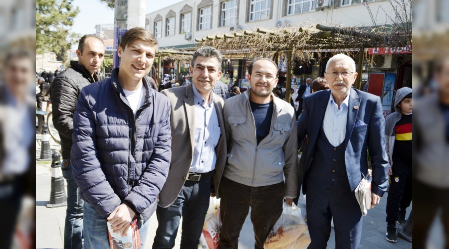 Bizler hizmete talibiz