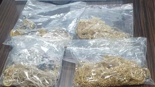 Bulgaristan'a geçen 2 tırda kilolarca altın ve gümüş bulundu