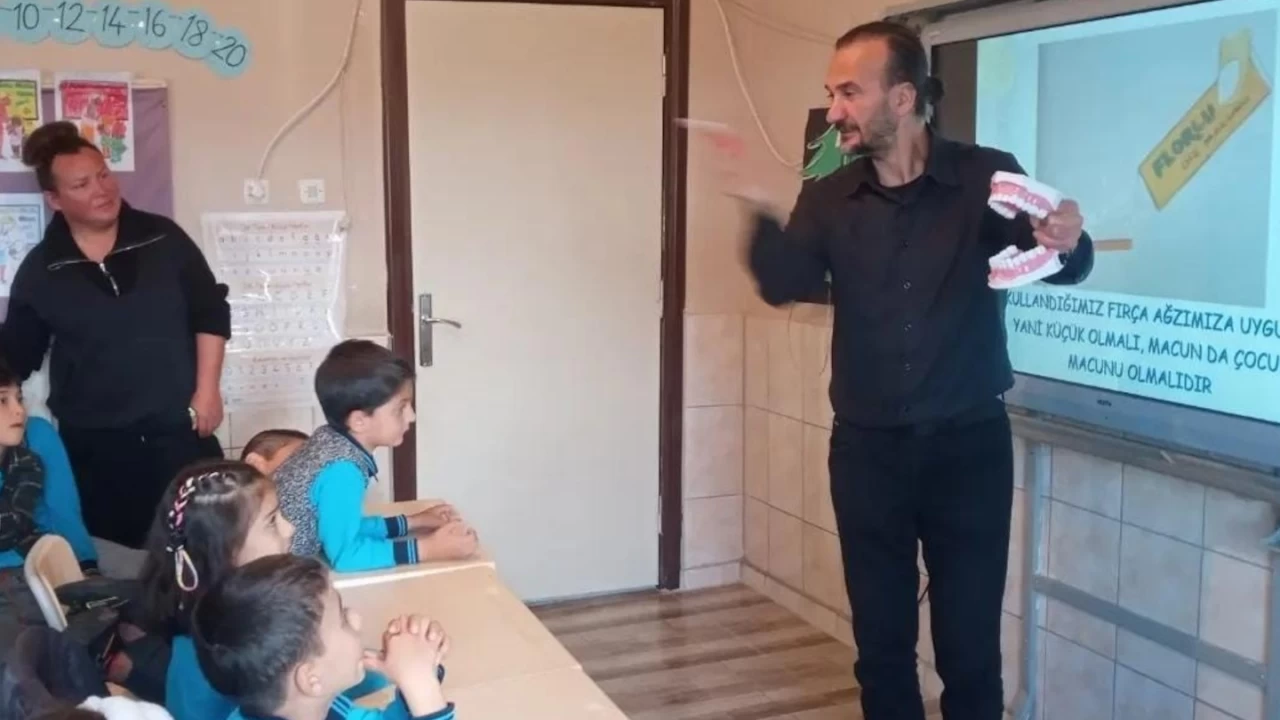 Diş Hekimi Erdal Er: "Süt dişlerinin fazla bakım gerektirmediği şeklinde yanlış bir düşünce var"