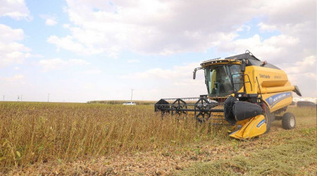 Diyarbakır'da soya hasadı