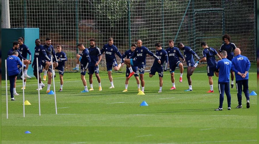 Fener, Başkent'e 4 eksikle gidiyor