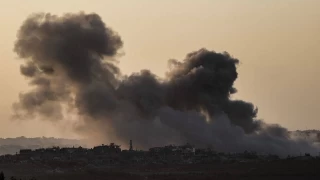 Hizbullah İsrail'e ait 3 askeri noktaya saldırı düzenledi