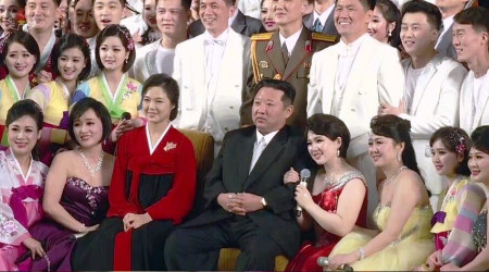 Kuzey Kore lideri Kim'in eşi Ri görüntülendi