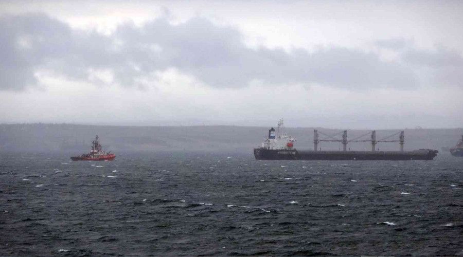 Marmara Denizi'nde kaza yapan gemilerde incelemeler sürüyor