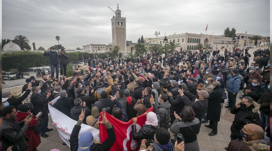 Tunus'ta okul çalışanları gösteri düzenlendi