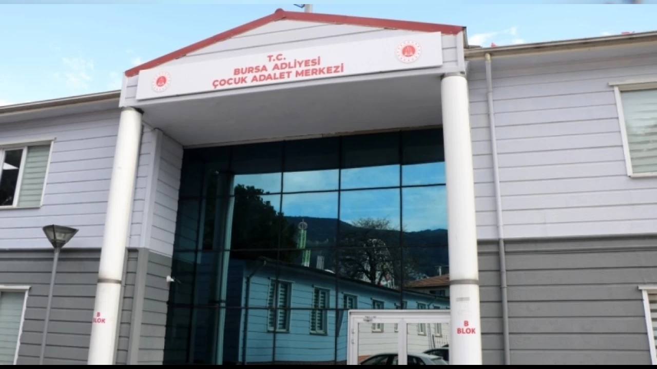 Çocuk Adalet Merkezleri çalışıyor