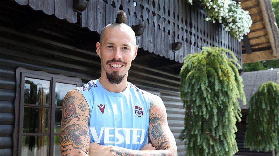 Hamsik yeni sözleşmesini düşünmüyor