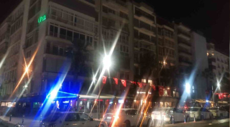 İzmir'de 3.9 büyüklüğünde deprem