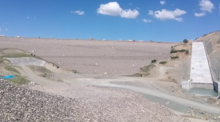 Kanatlı Barajı'nın yapım çalışmaları sürüyor