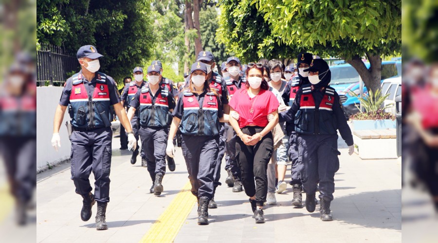 'Mavi Kelebekler' çetesi çökertildi