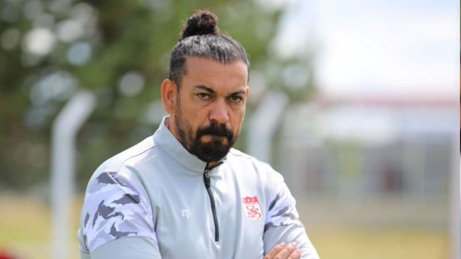 Servet Çetin şanssızlıklarına yanıyor