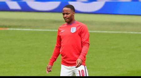 Sterling, Katar'a dönüyor