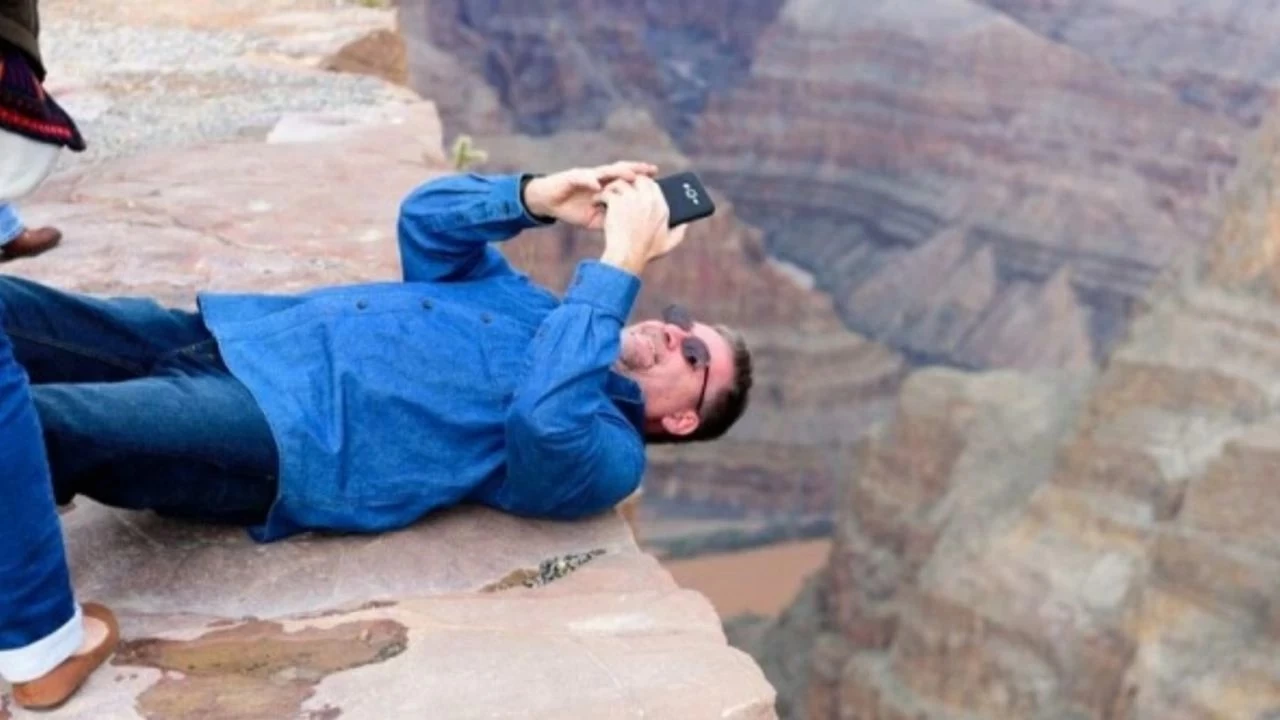 Tehlikeli selfie çekimleri nasıl önlenebilir?