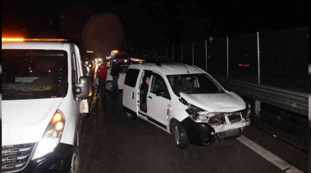 TEM'de 10 araçlı zincirleme kaza