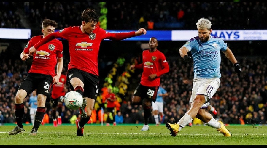 United takımı gençleştiriyor