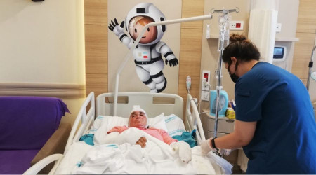 Yaşlı kadın ekmek pişirirken tandıra düştü