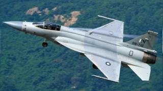 Azerbaycan, Pakistan ve in'in ortak retimi JF-17C sava ua ald