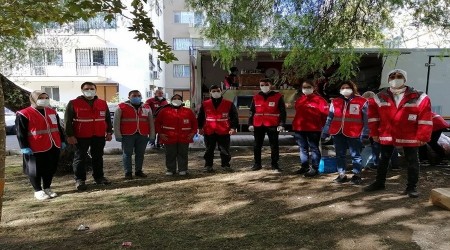 "Celal Bayar Üniversitesi öğrencileri" depremzedeleri yalnız bırakmadılar