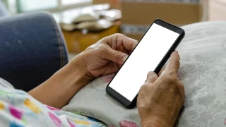 Cep telefonsuz yapamıyoruz!