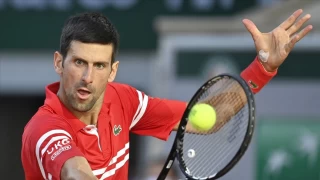 Djokovic'ten srpriz veda